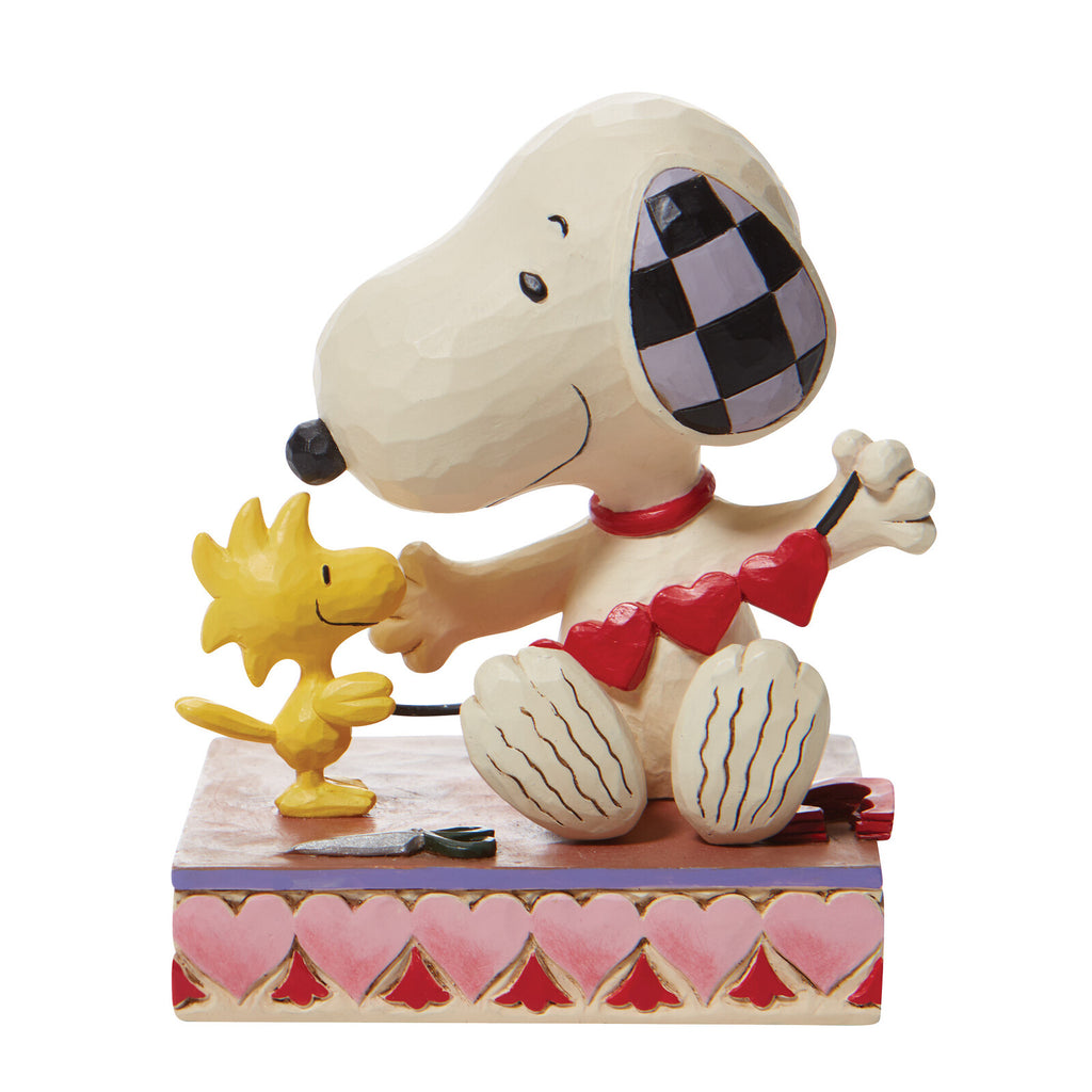 Peanuts by Jim Shore <br> Snoopy with Hearts Garland <br> "Stringing Hearts"