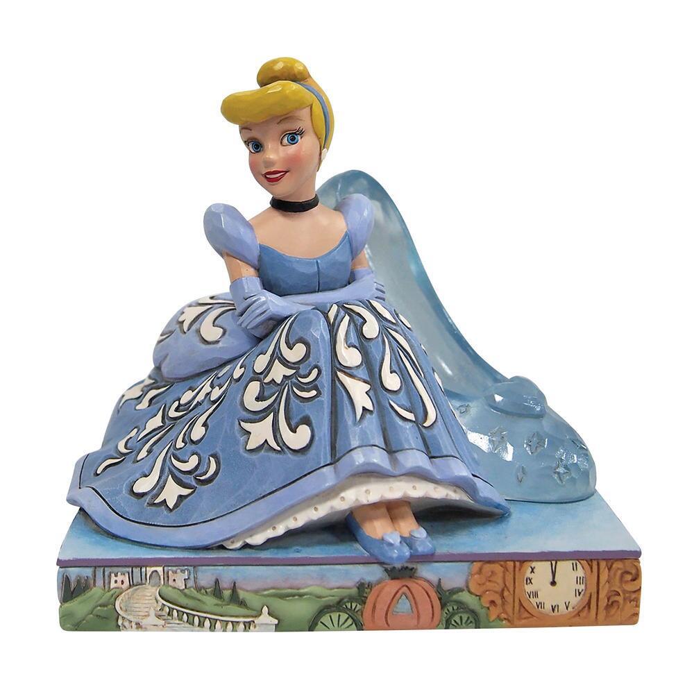 DISNEY TRADITIONS<BR> Cinderella With Glass Slipper