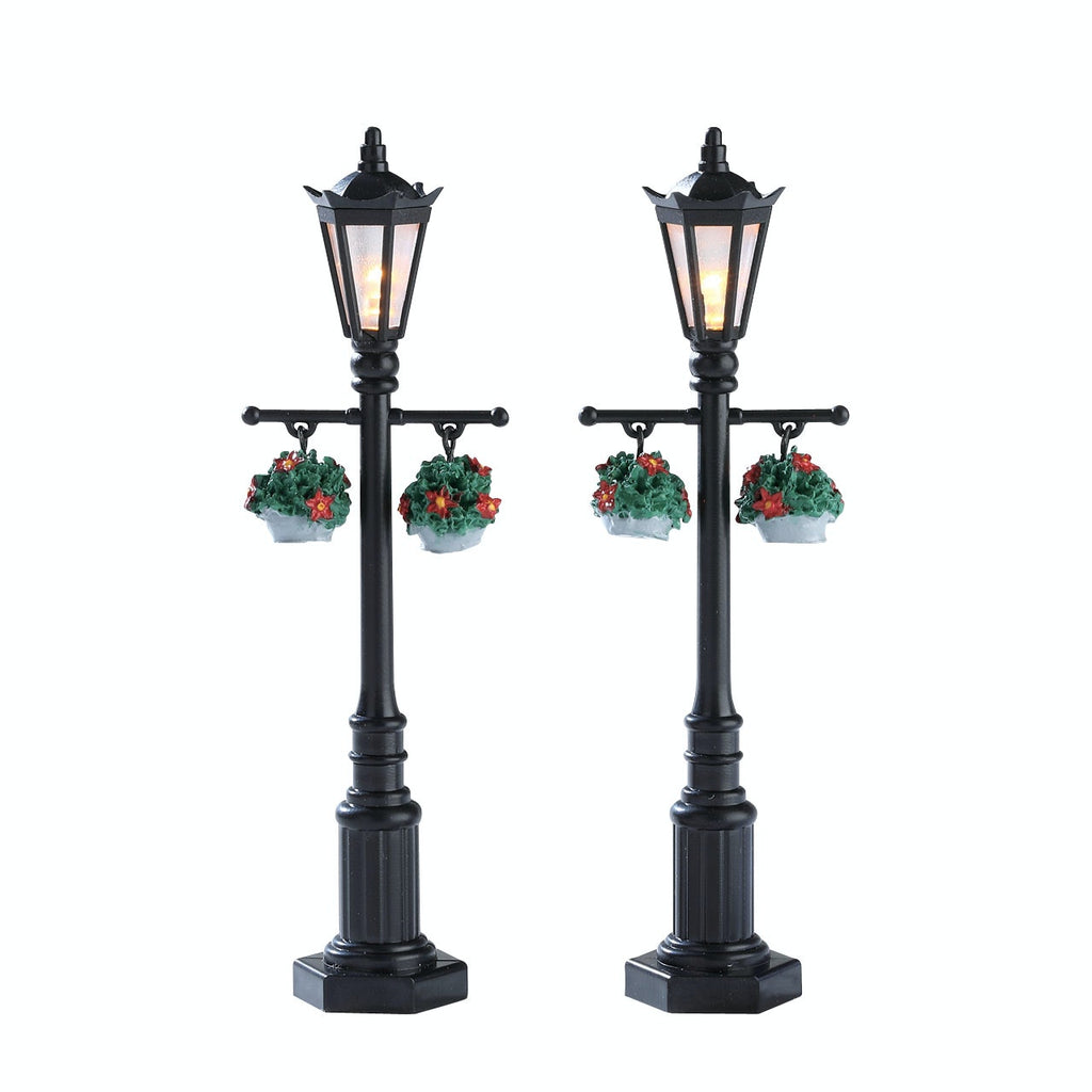 Lighted Accessories <br>  Old English Lamp Post, Set of 2